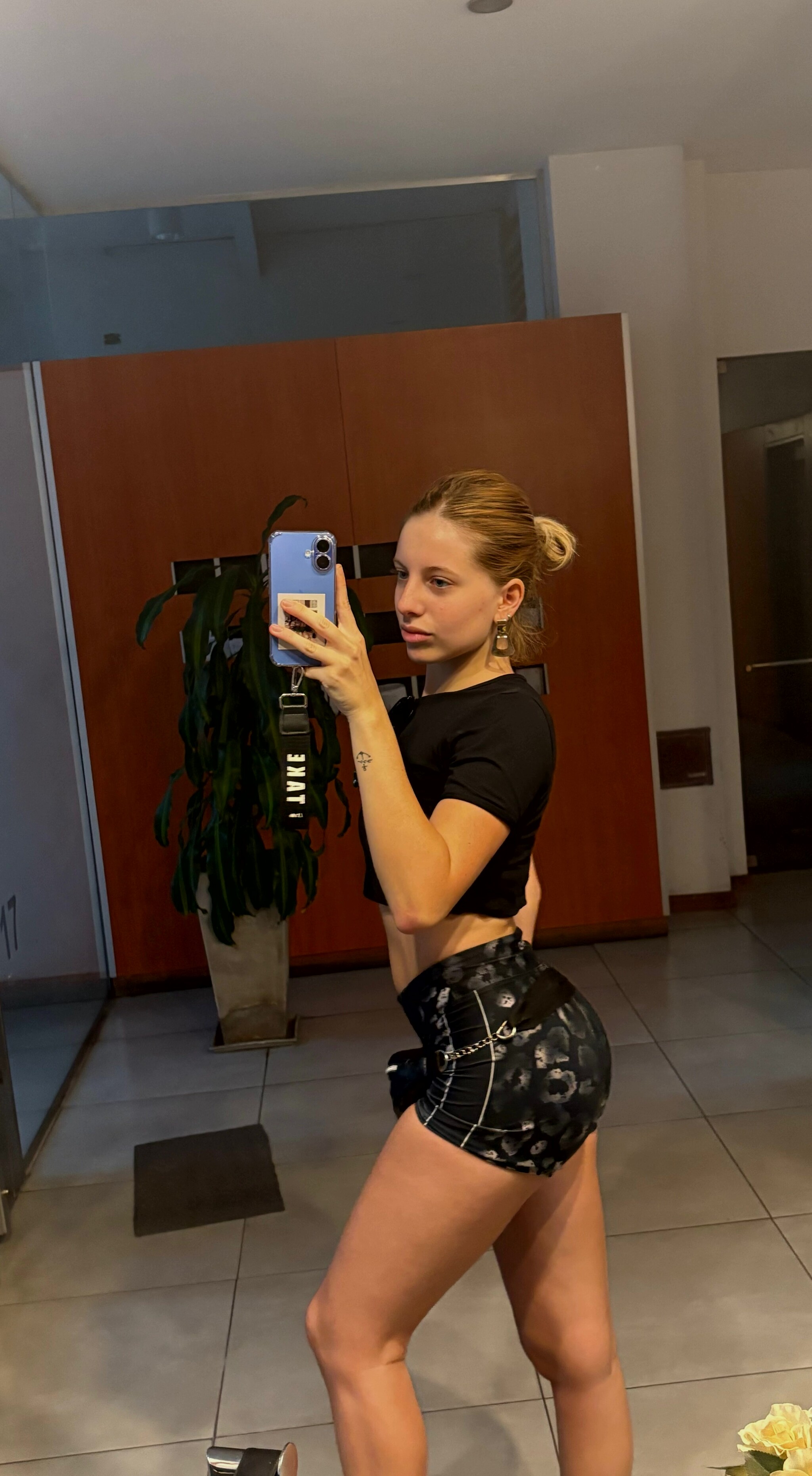 Do you like blondes?