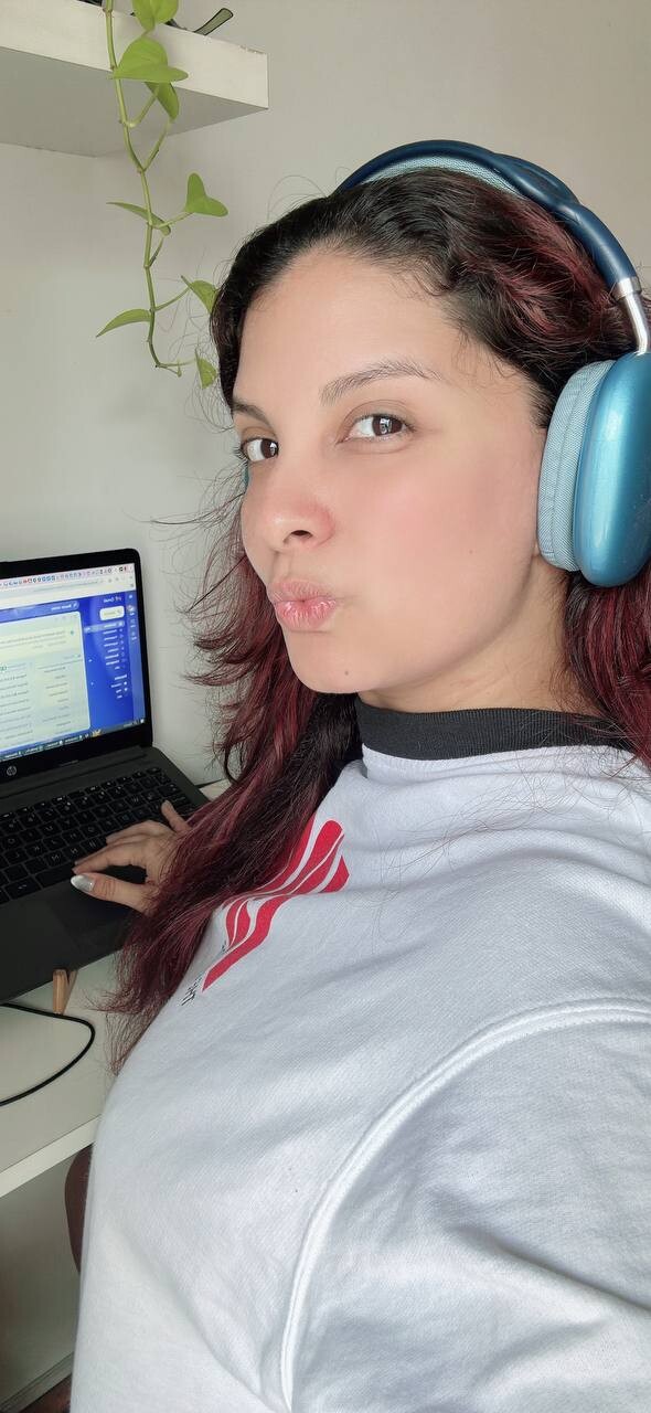 Lets play some videogames together babe ;)