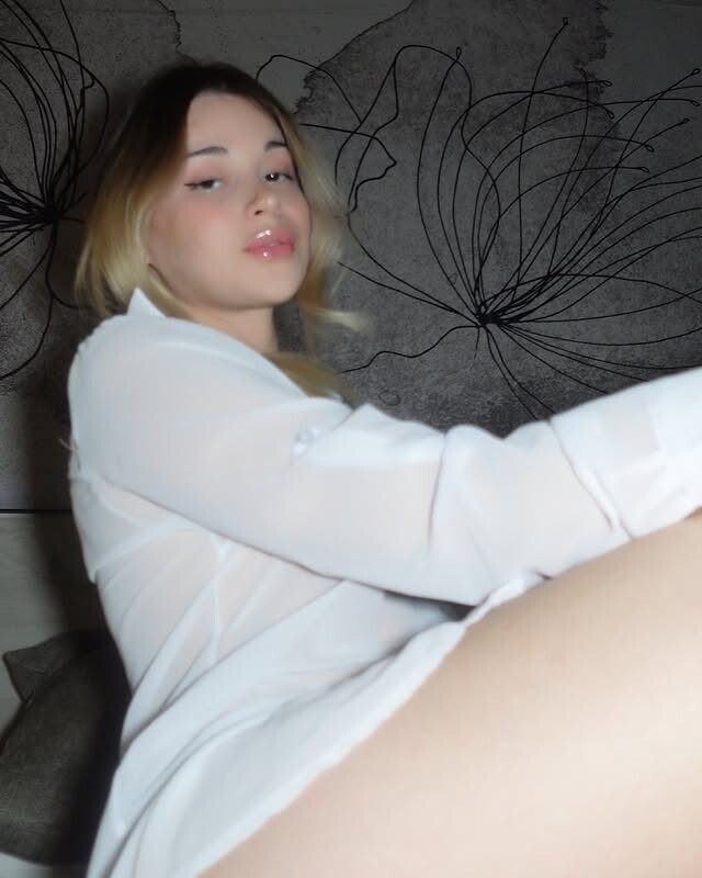 any chance am I your new fave tgirl?