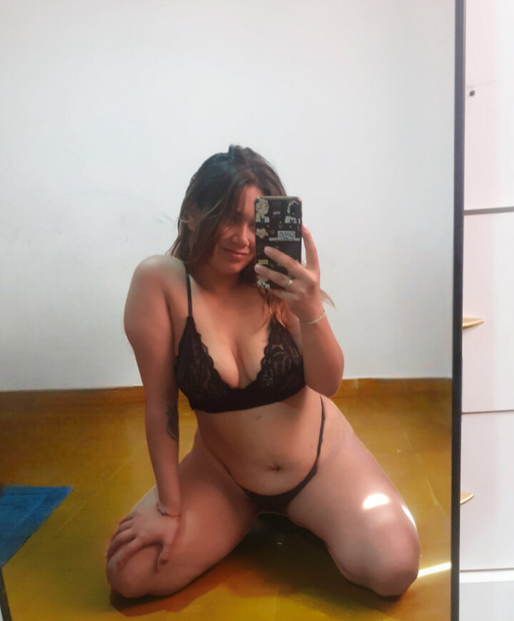 20 [F4M] - Anyone online for sexting cum?upvote & ad snap: mmarinej