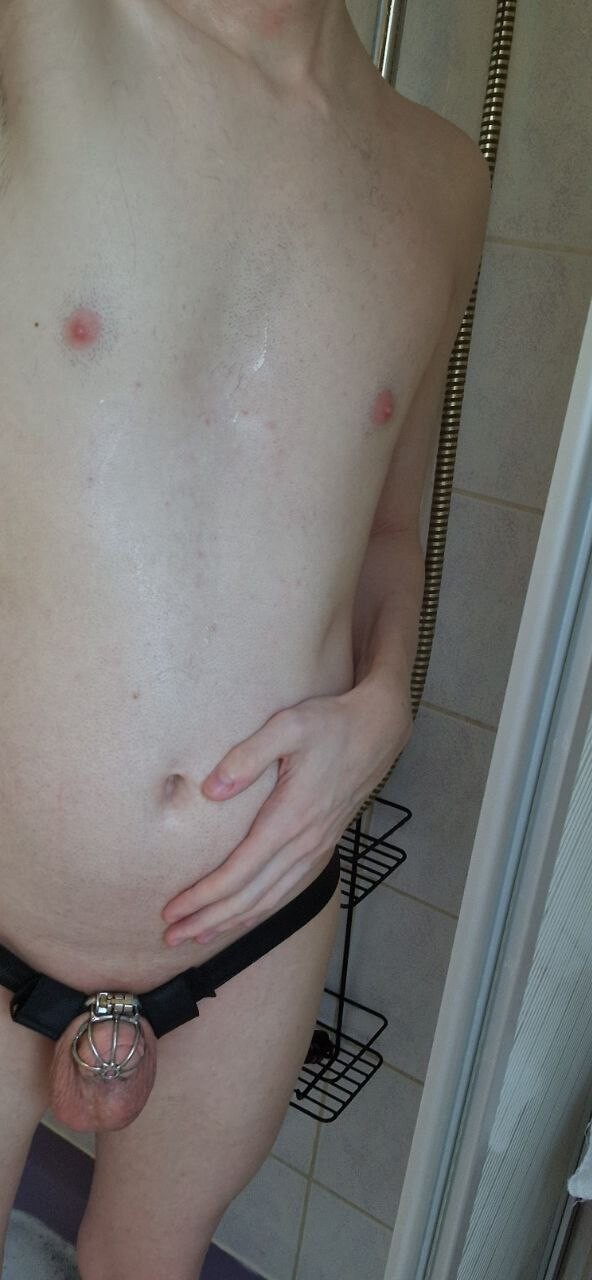 who likes freshly showered and shaved Subs in chastity?