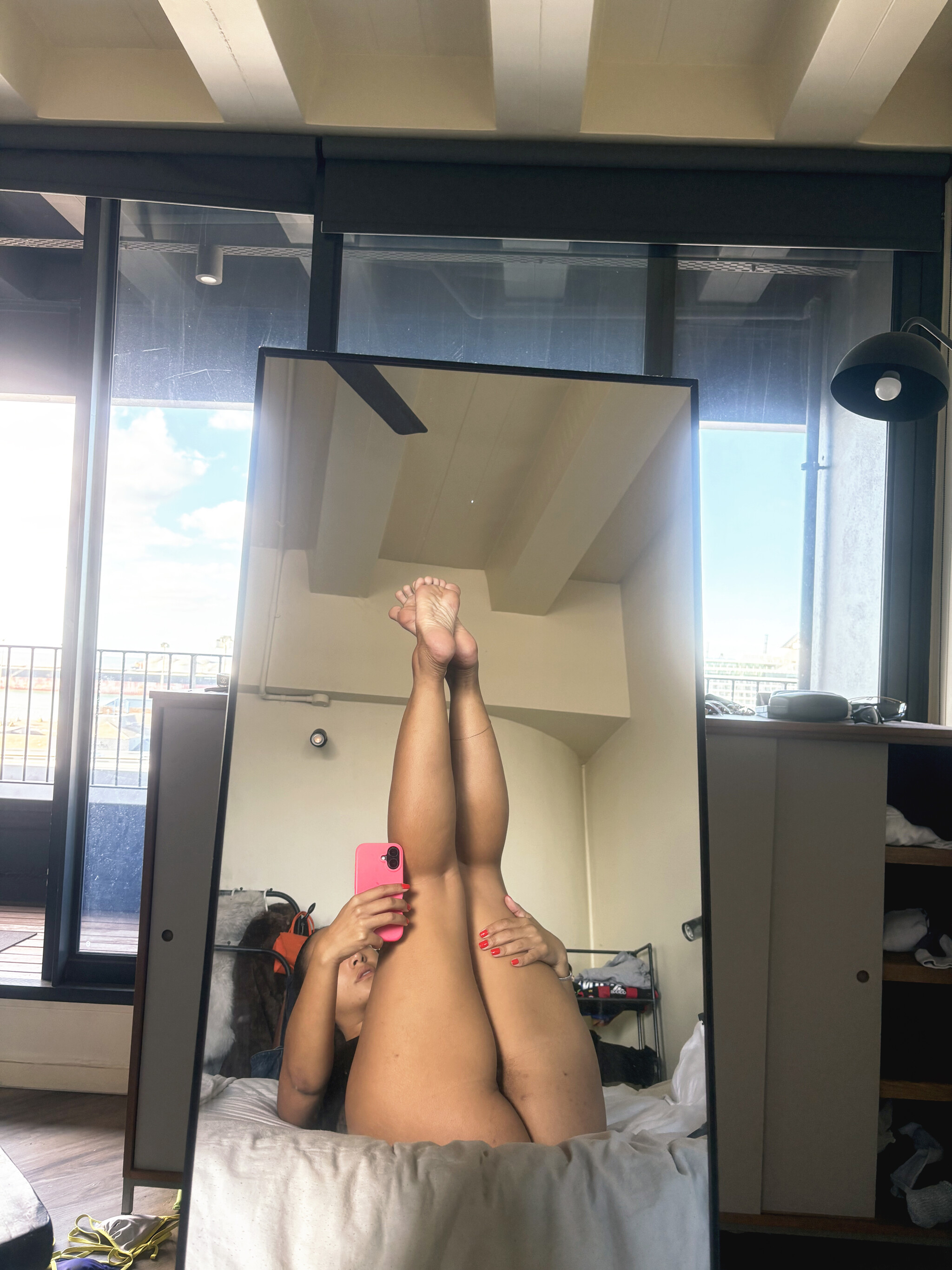 Spread my thick thighs and taste me baby.