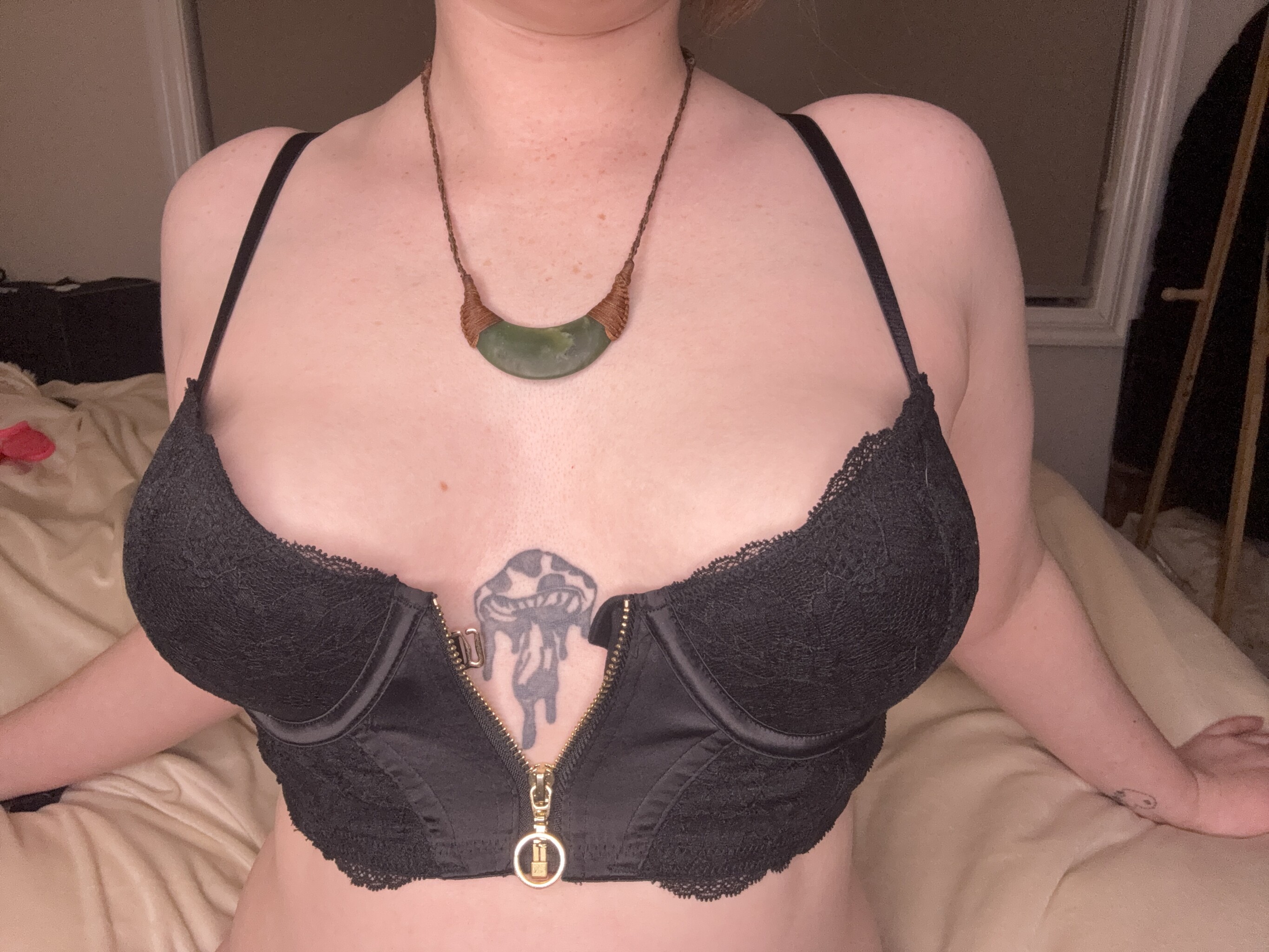 Should i keep it on or of? Cant decide so i am stuck i the midle