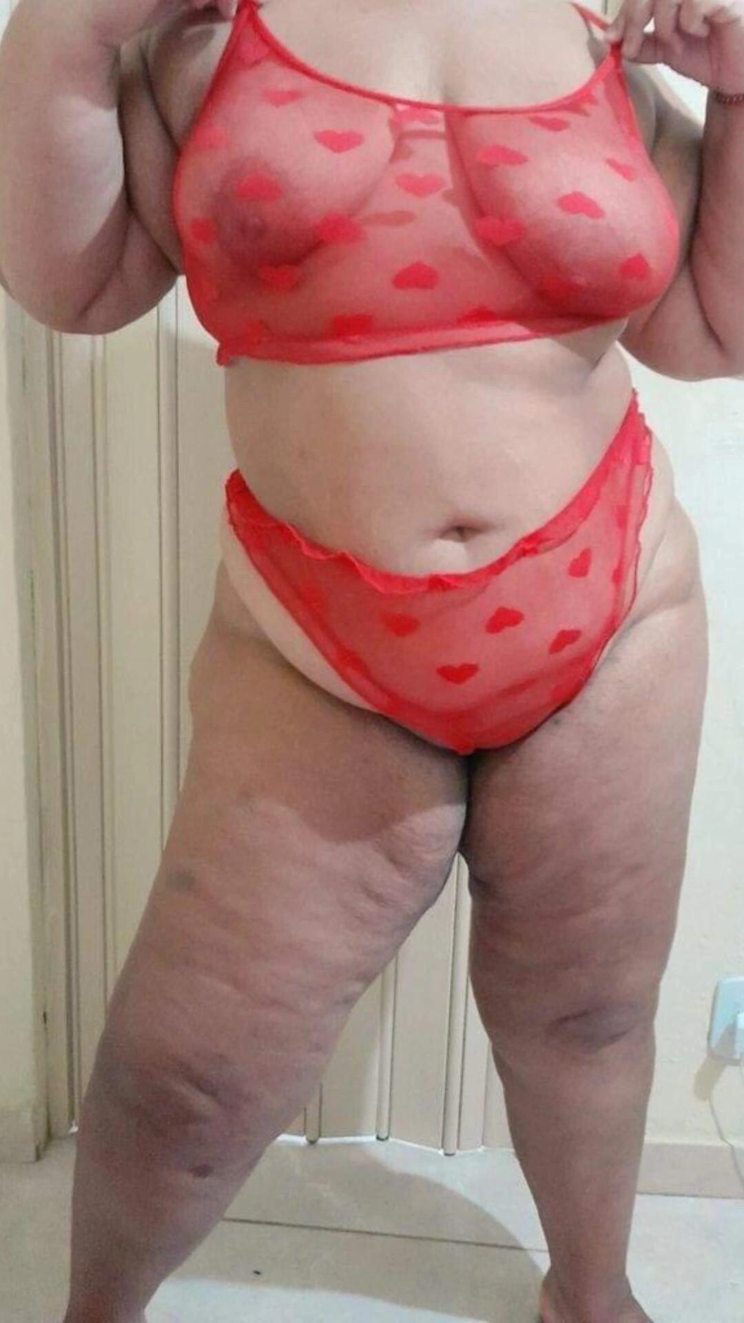 the lady in red has now arrived